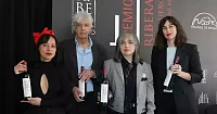 El jurado y Magalí Etchebarne, ganadora del VIII premio Ribera del Duero de Narrativa Breve 